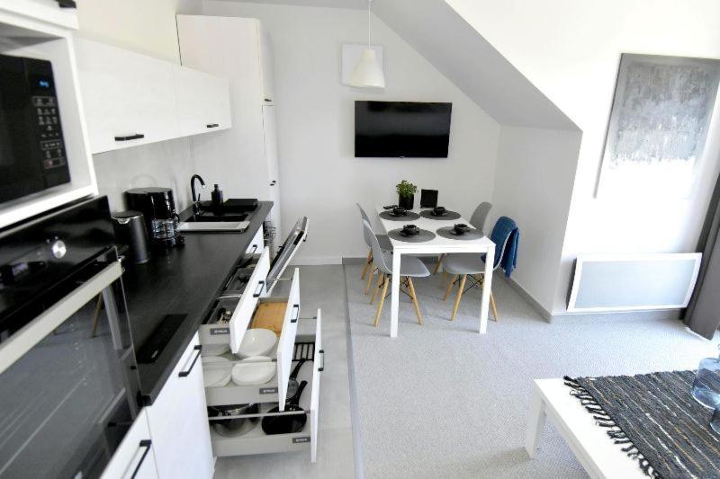 Awo Apartamenty Apartment *