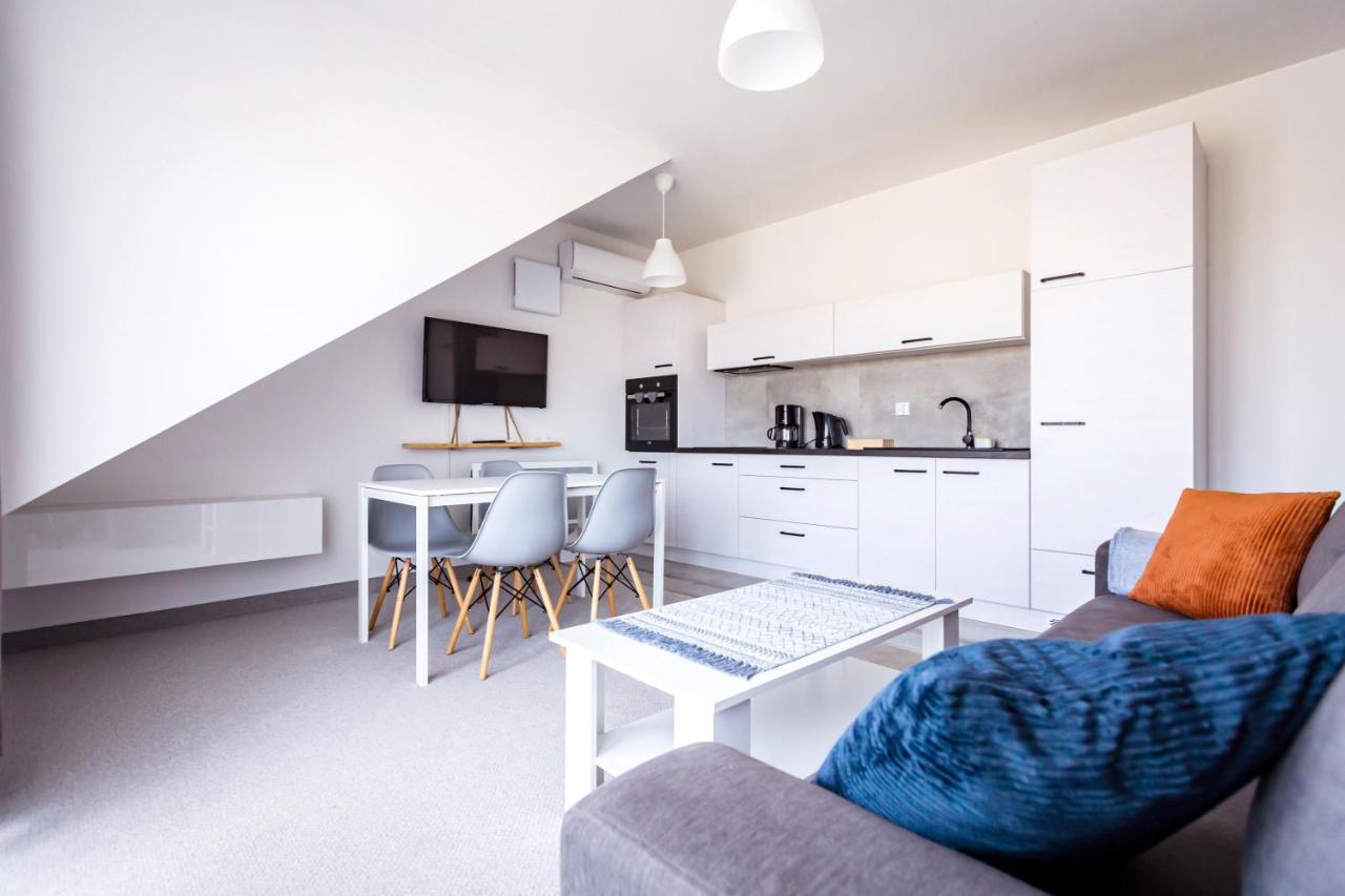 Awo Apartamenty Apartment *